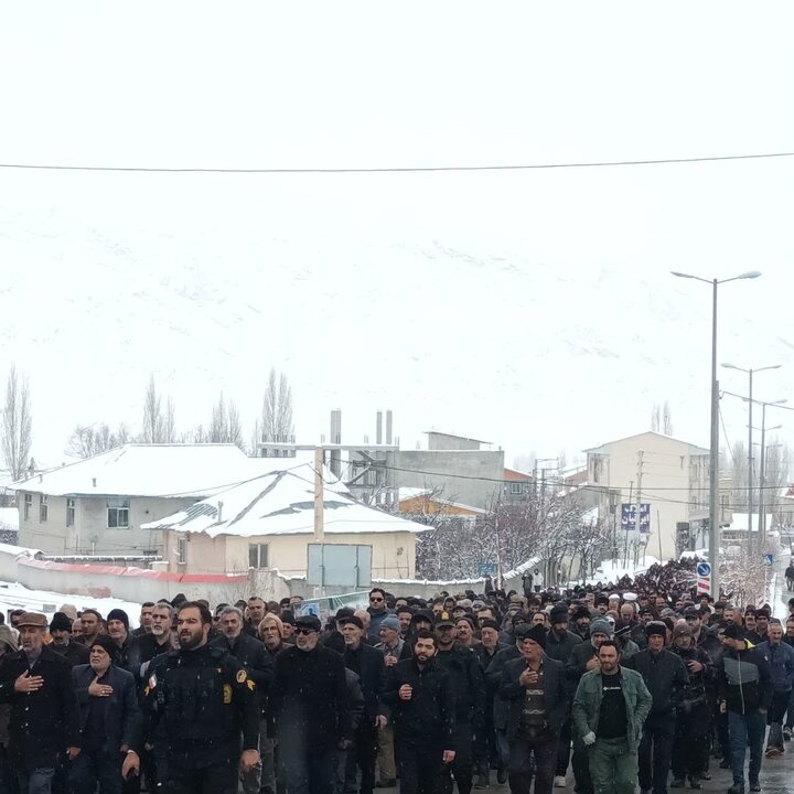 تصاویر/ مراسم راهپیمایی روز جهانی قدس در هوای سرد و برفی بخش ارجمند استان تهران