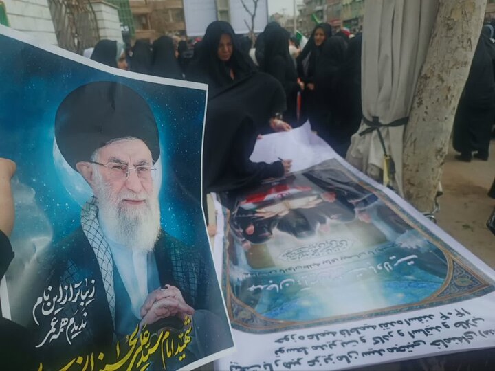 تصاویر/ حضور طلاب مدارس علمیه خواهران آذربایجان غربی در راهپیمایی روز جهانی قدس