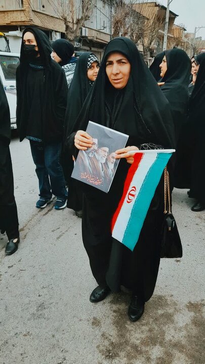تصاویر/ حضور طلاب مدارس علمیه خواهران آذربایجان غربی در راهپیمایی روز جهانی قدس