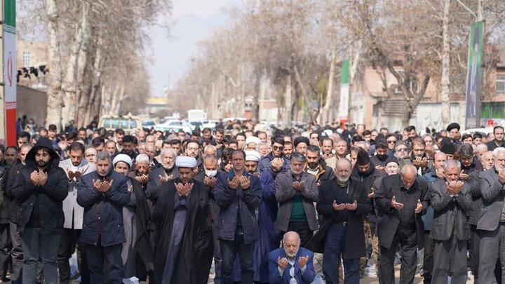 تصاویر/ اقامه نماز جمعه شهرستان خوی