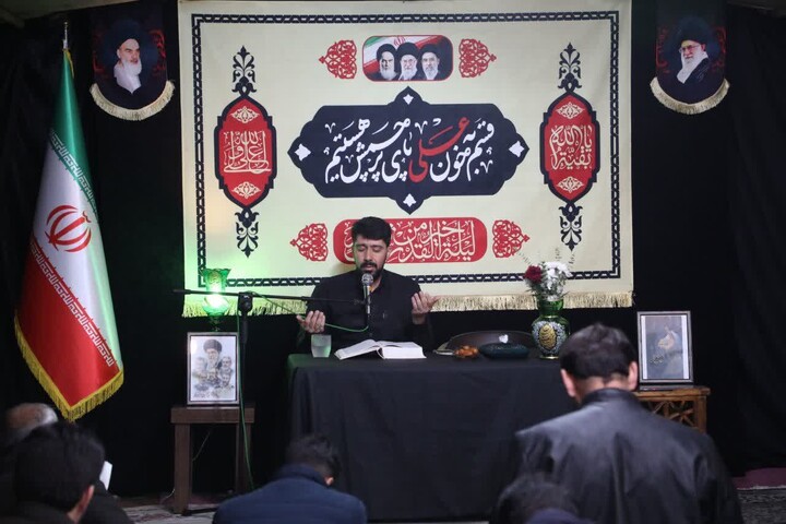 تصاویر/ نماینده ولی‌فقیه در استان سمنان در مواکب عزای سطح شهر سمنان حضور یافت