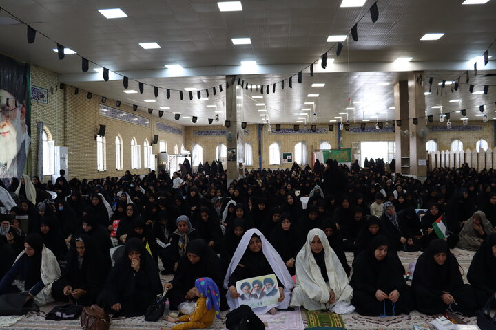 نمازجمعه دیّر به روایت تصویر