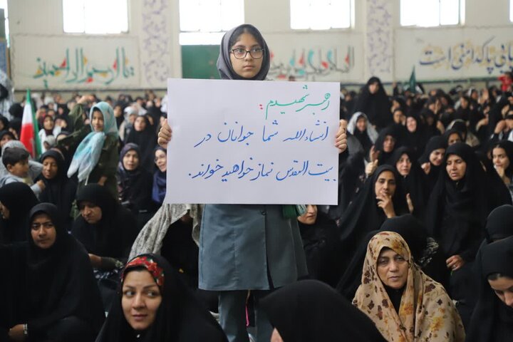 تصاویر/ حضور پر شور مردم در آیین عبادی سیاسی نماز جمعه شهرستان زاهدان