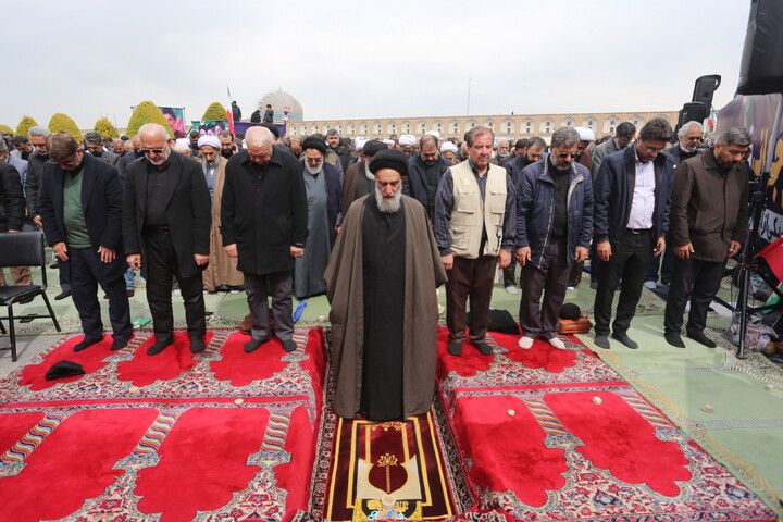 تصاویر/ نماز عبادی سیاسی جمعه اصفهان