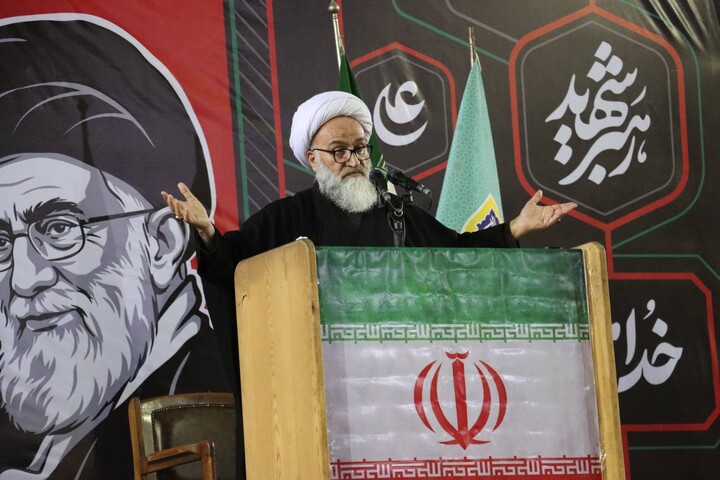 نماز جمعه اهواز با رنگ و بوی روز جهانی قدس