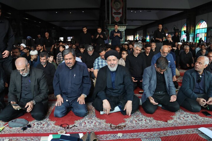 نماز جمعه اهواز با رنگ و بوی روز جهانی قدس
