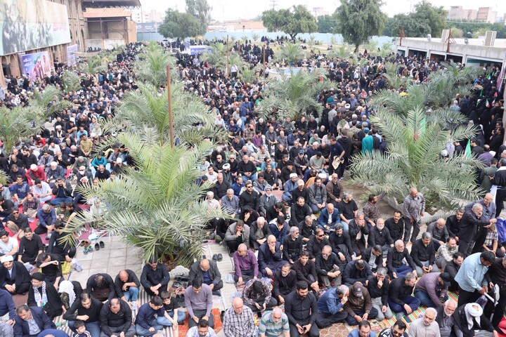 نماز جمعه اهواز با رنگ و بوی روز جهانی قدس