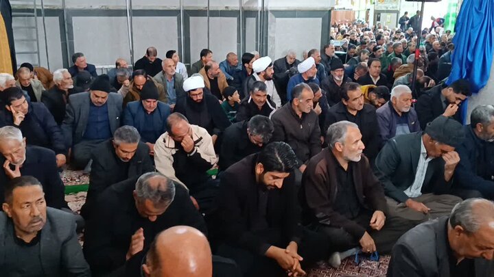 تصاویر/ اقامه نمازجمعه در شهر بردسیر