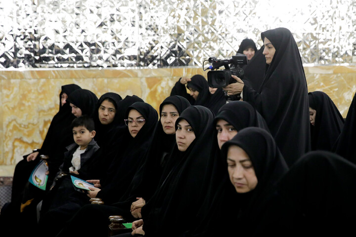 تصاویر/ دیدار جمعی از بانوان برگزیده مشهدی با تولیت آستان قدس رضوی
