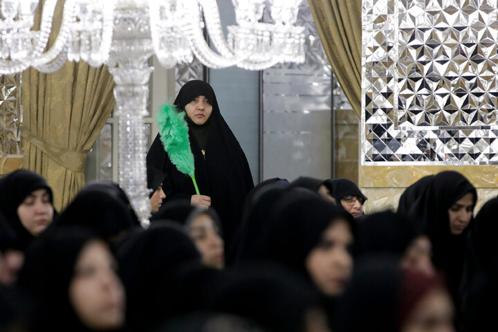 تصاویر/ دیدار جمعی از بانوان برگزیده مشهدی با تولیت آستان قدس رضوی