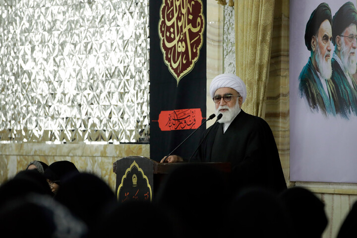 تصاویر/ دیدار جمعی از بانوان برگزیده مشهدی با تولیت آستان قدس رضوی
