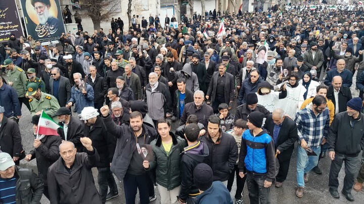 تصاویر / حضور کفن پوش روحانیون نهاوندی در روز جهانی قدس