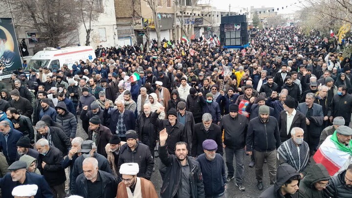 تصاویر / حضور کفن پوش روحانیون نهاوندی در روز جهانی قدس