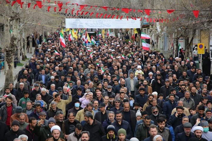 تصاویر / راهپیمایی روز جهانی قدس در اسدآباد و تویسرکان