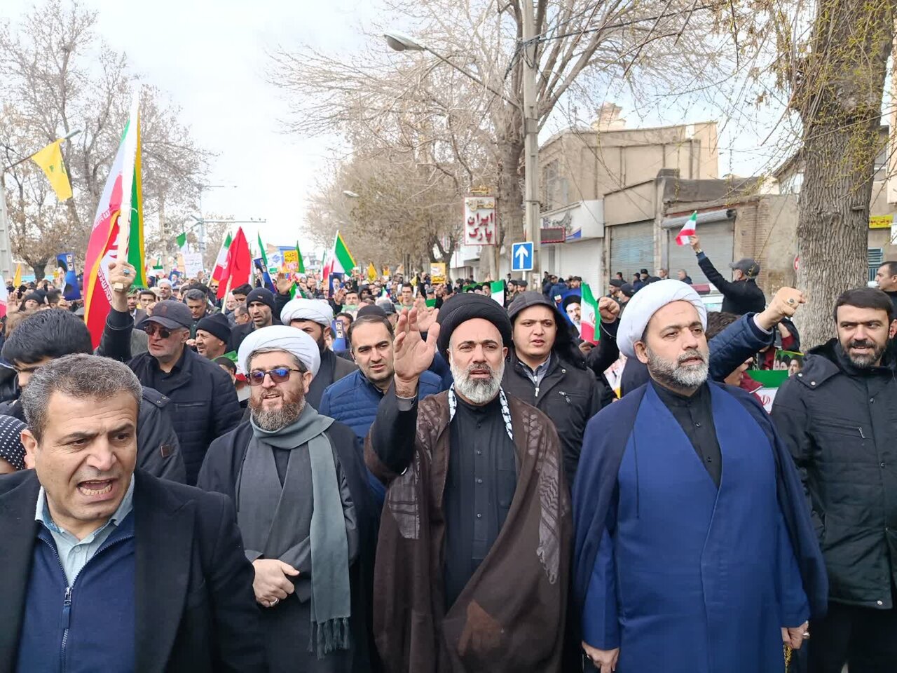 حماسه حضور مردم روزه‌دار ارومیه در راهپیمایی روز قدس