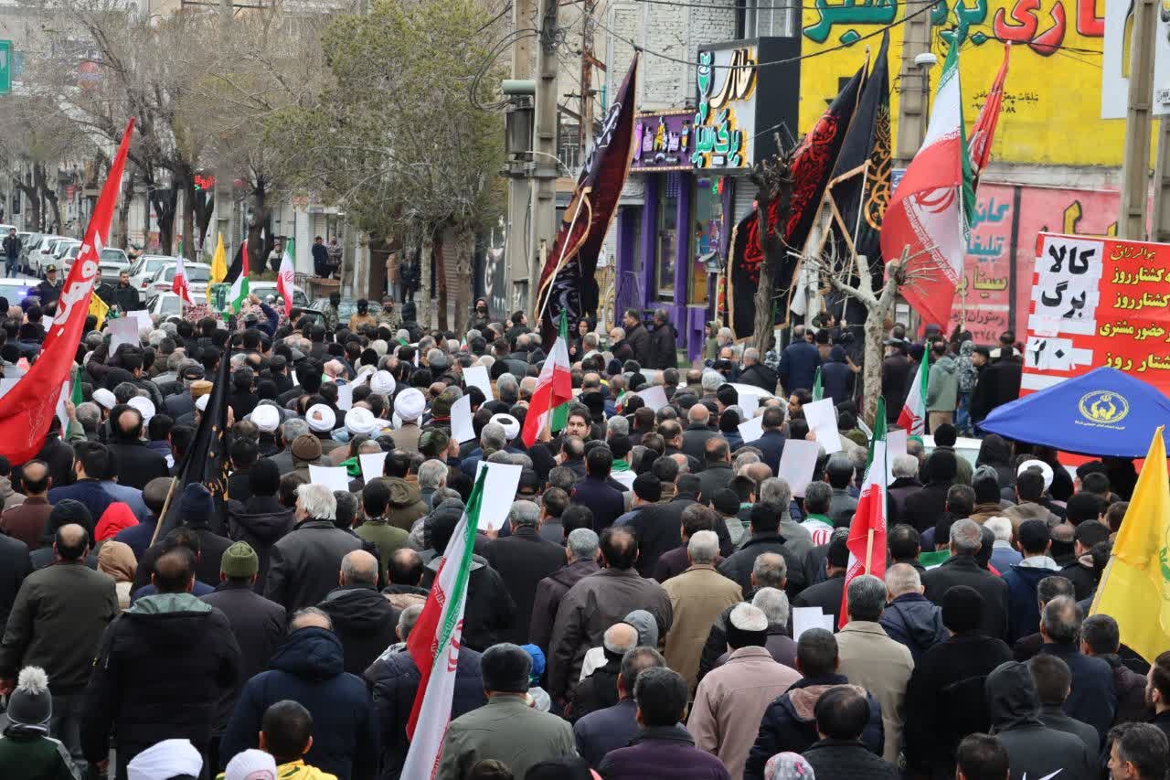 حضور با شکوه مردم البرز زیر بارش برف، باران و جنگنده های متجاوز+ تصاویر و ویدیو