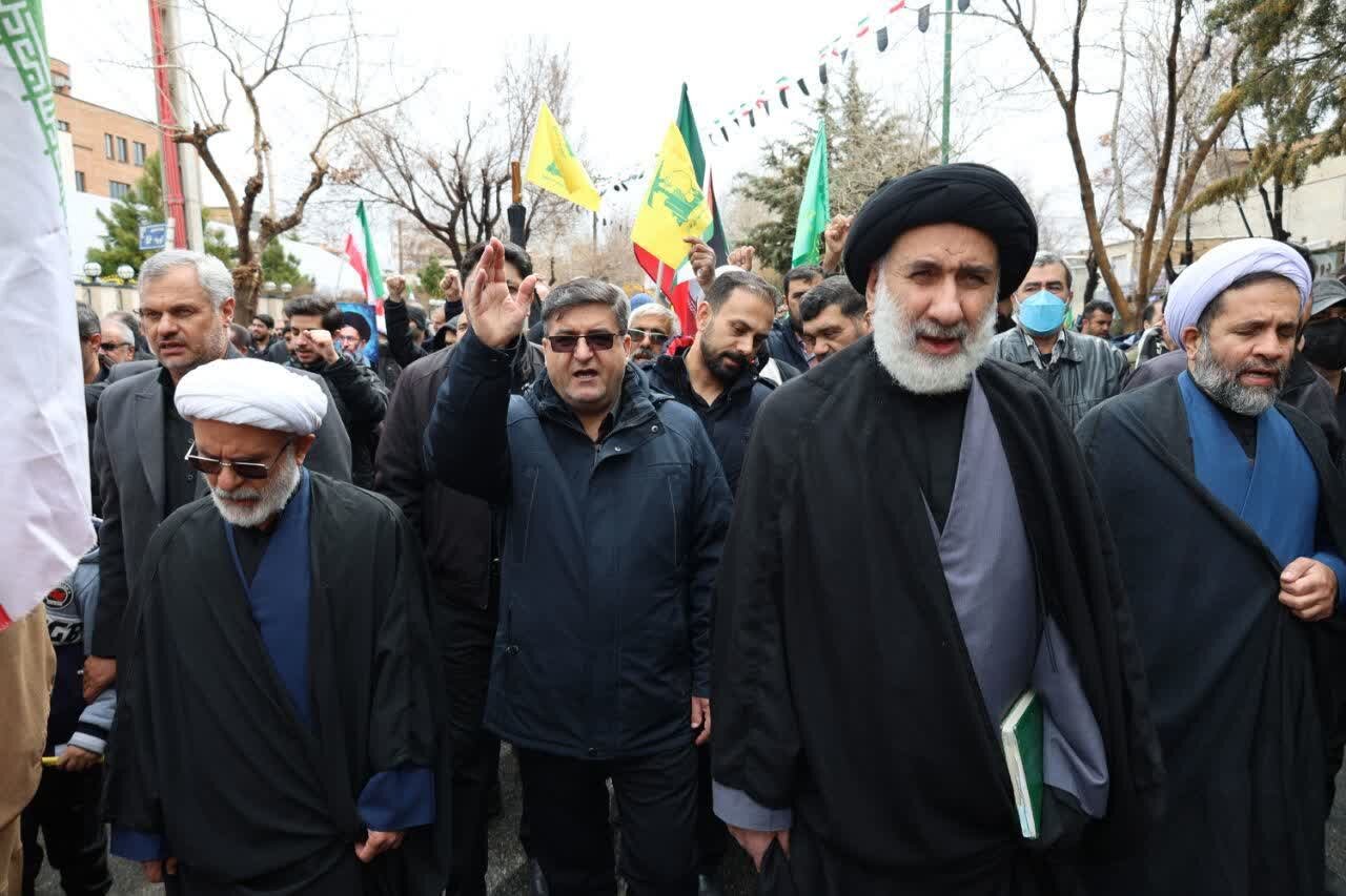 قدردانی نماینده ولی‌فقیه در چهارمحال و بختیاری و استاندار از حضور باشکوه مردم استان در راهپیمایی روز قدس