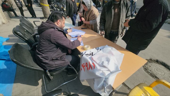 حضور نیروهای طلاب جهادی قرارگاه امام شهید کنار مردم مقاوم تهران