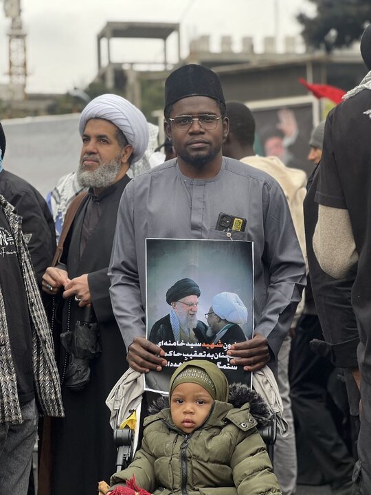 Photos/Fidélité à Sheikh Zakzaky et au nouveau Guide : La jeunesse nigériane étudiante en Iran marque son allégeance lors de la Marche de Qods à Qom