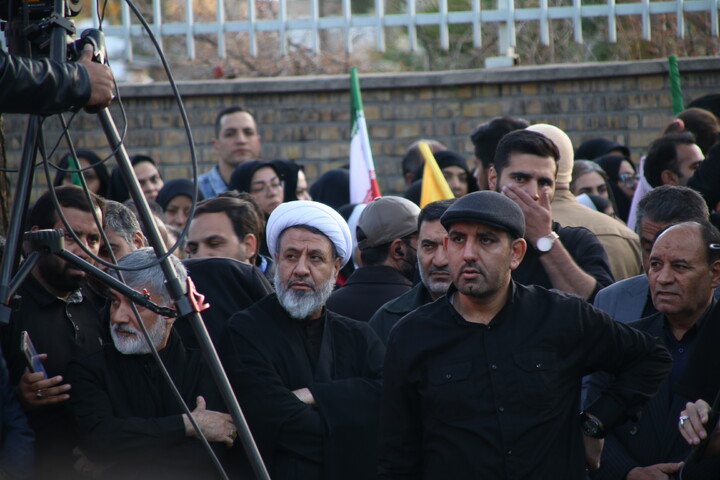 تصاویر/تجمع دانش آموزان کرمانی در اعتراض به کشتار آمریکایی صهیونیستی
