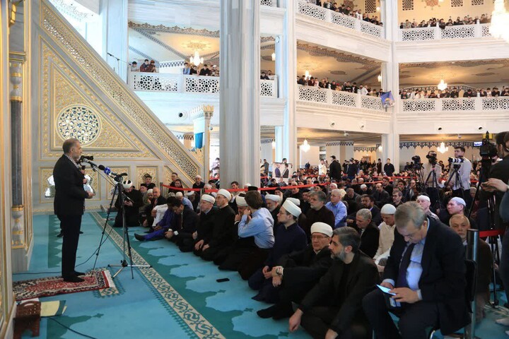 آمریکا با به شهادت رساندن بیش از ۱۶۰ دانش آموز، مرتکب جنایت بزرگی شد