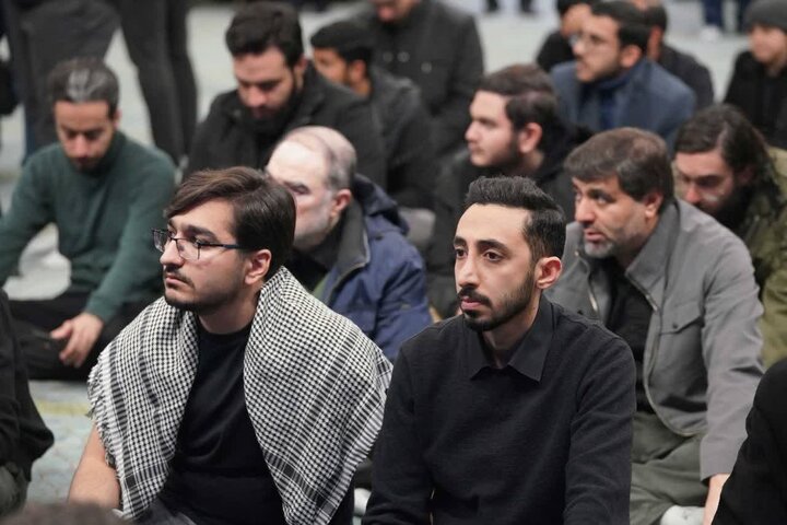 تصاویر/ عهد جنبش دانشجویی در مسجد دانشگاه تهران