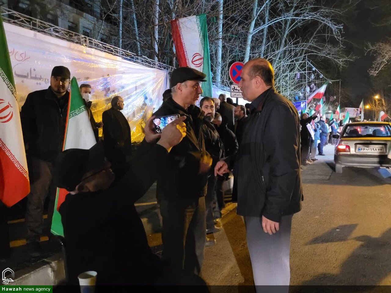 تجمع ایثارگران در بیعت با حضرت آیت‌الله خامنه‌ای و محکومیت حملات آمریکایی صهیونی+عکس