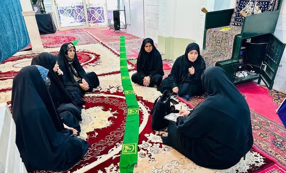 بانوان طلبه مدرسه علمیه نرجسیه سیرجان در صف مقدم جبهه جهاد رمضان+تصاویر