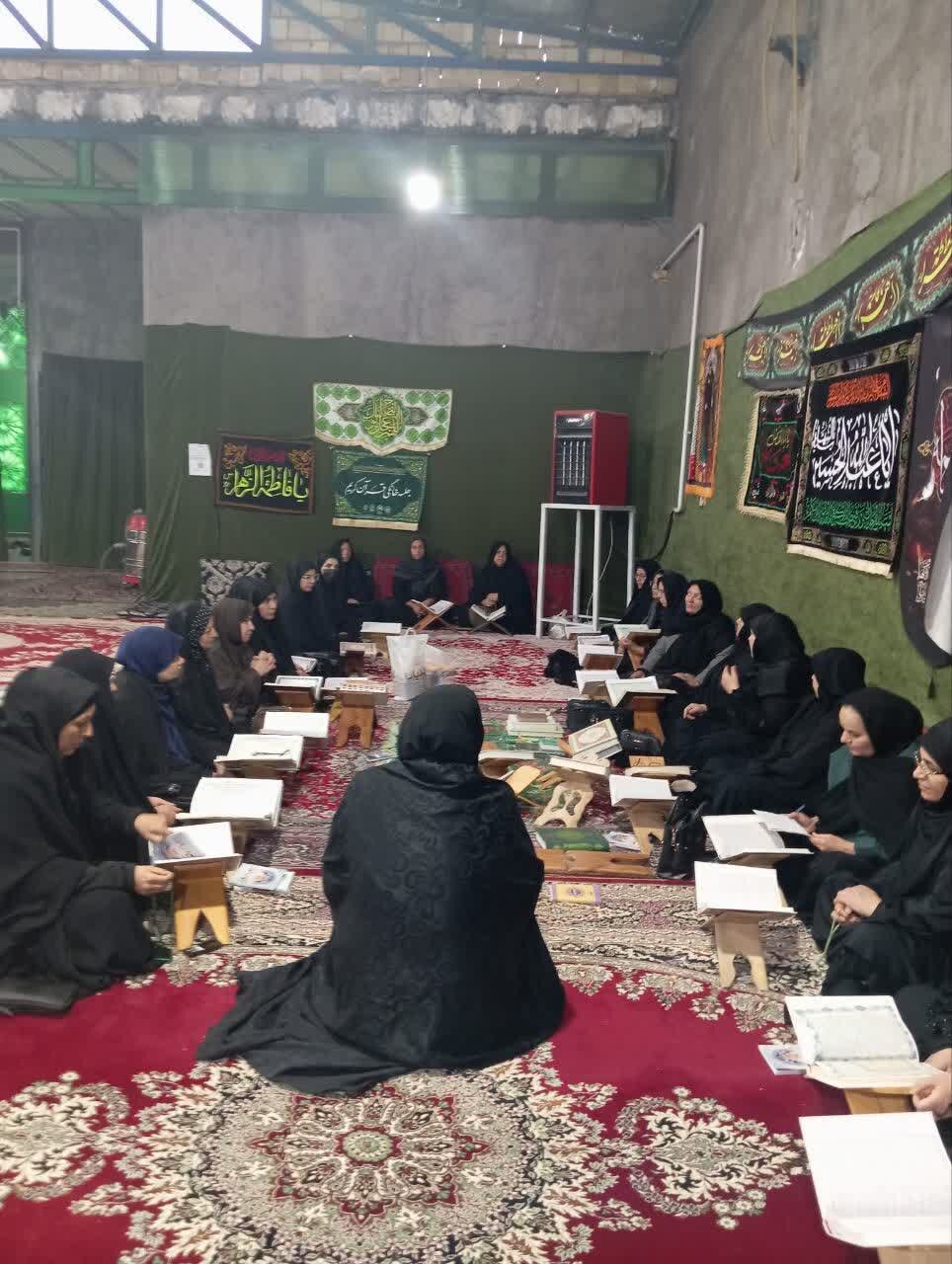 بانوان طلبه مدرسه علمیه نرجسیه سیرجان در صف مقدم جبهه جهاد رمضان+تصاویر
