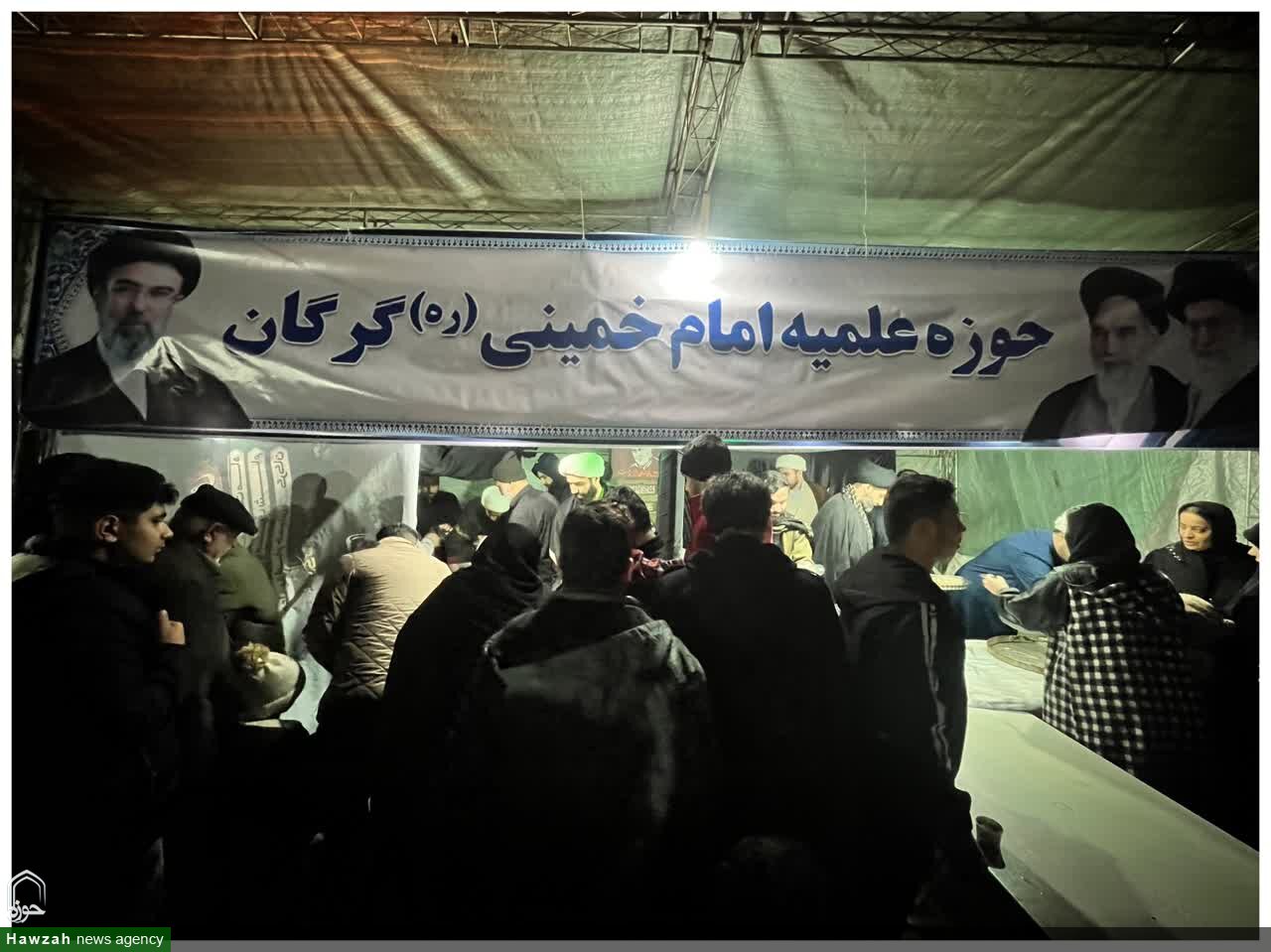 برپایی موکب مدرسه علمیه امام خمینی(ره) گرگان به مناسبت شهادت امام خامنه‌ای+ تصاویر