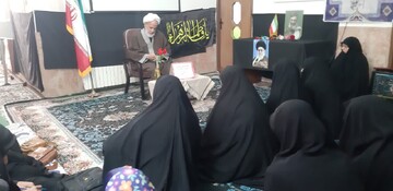 حضور مردم در خیابان‌ها بسیاری از معادلات دشمنان را تغییر دهد