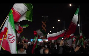 فیلم | بیعت بزرگان عشایر کرخه با رهبر انقلاب اسلامی ایران