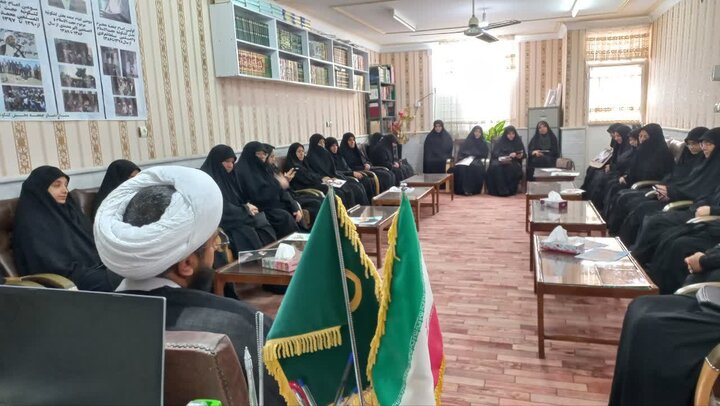 تصاویر/ بیعت حوزویان مدرسه علمیه فاطمه الزهرا کشکوئیه با رهبر سوم انقلاب