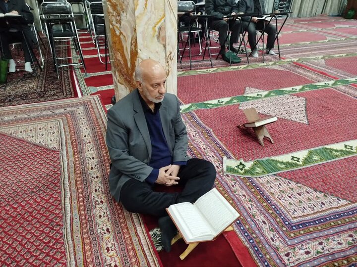 تصاویر/ محفل انس با قرآن به یاد شهدای جنگ رمضان در مسجد ولیعصر(عج)