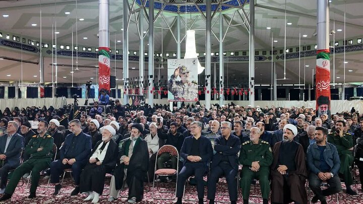 تصاویر/مراسم بزرگداشت سپهبد شهید محمد پاکپور و شهیده دکتر مهسا طاهری در اراک