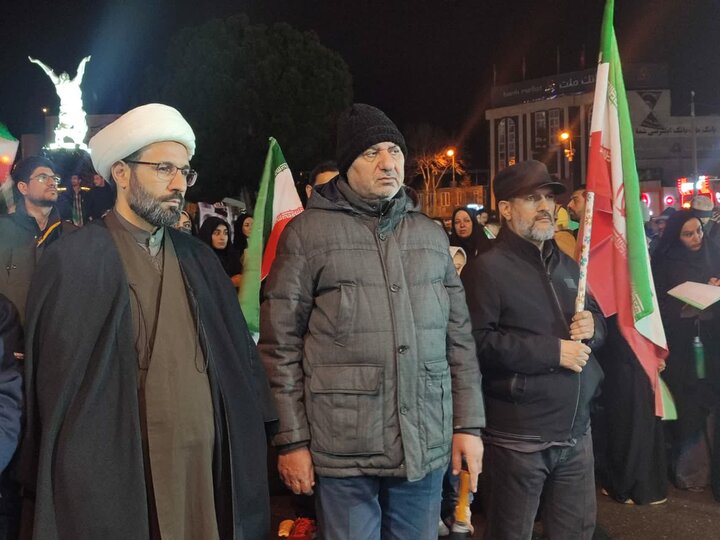 تصاویر/اجتماع و تجدید بیعت مردم سنندج با آیت الله سید مجتبی خامنه‌ای