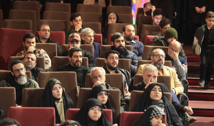 تصاویر/ عهد جمعی هنرمندان با حضرت آیت‌الله سید مجتبی خامنه‌ای