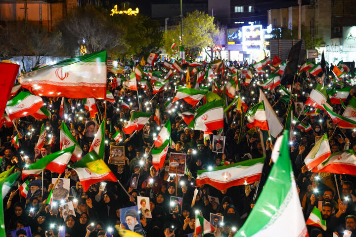 شرکت در تجمعات شبانه، واجب عینی‌ است نه کفایی!