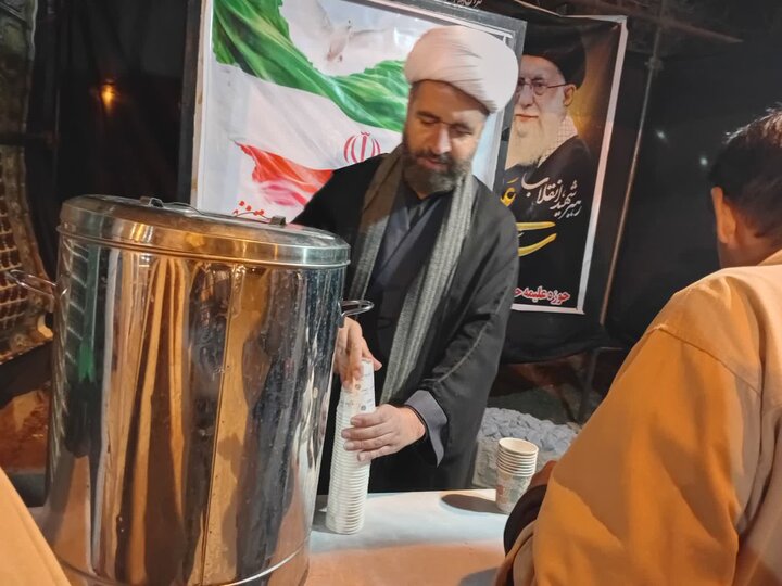 تصاویر/ فعالیت موکب جهادی مدرسه علمیه ولیعصر(عج) قمصر کاشان