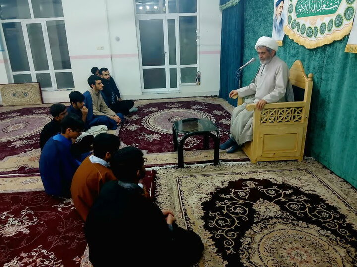 تصاویر/ نشست هیئت ابناءالحیدر طلاب مدرسه علمیه امیرالمؤمنین(ع) آران و بیدگل