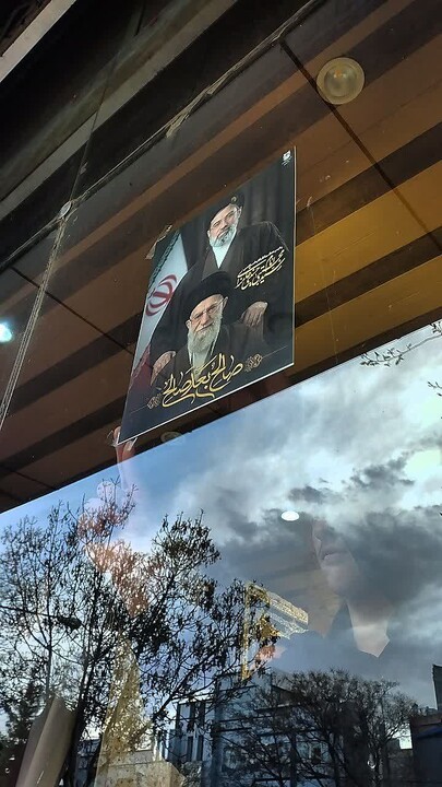 تصاویر/پوستر زنی طلاب کرمانی