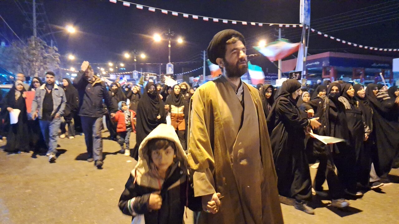 گردهمایی اساتید و طلاب کهگیلویه و بویراحمد برای بیعت با ولایت