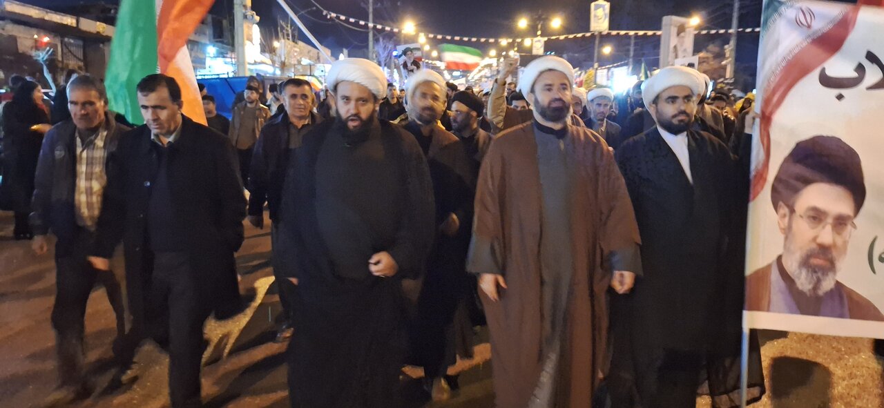 گردهمایی اساتید و طلاب کهگیلویه و بویراحمد برای بیعت با ولایت