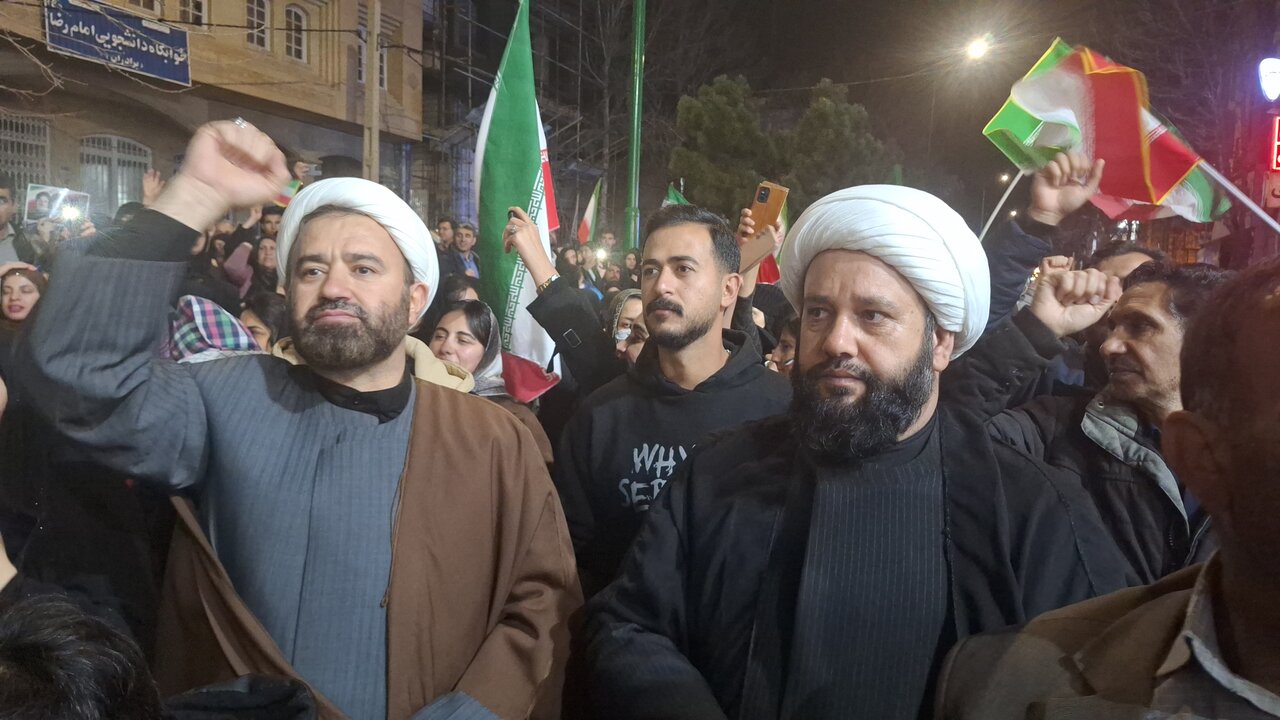 گردهمایی اساتید و طلاب کهگیلویه و بویراحمد برای بیعت با ولایت