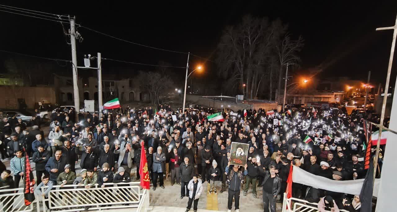 اجتماع بزرگ مردم انقلابی نطنز برگزار شد