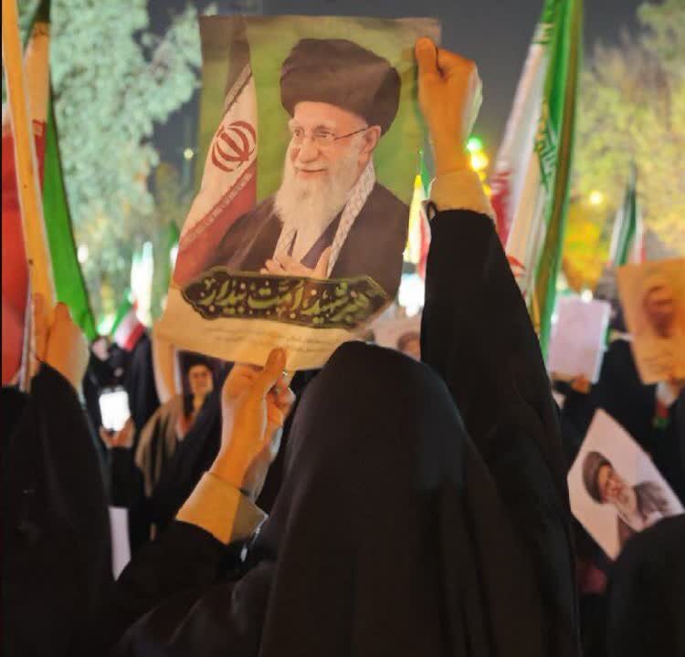 بانوان طلبه مدرسه علمیه ریحانه‌النبی(س) رفسنجان در صف مقدم جبهه جهاد رمضان+ تصاویر