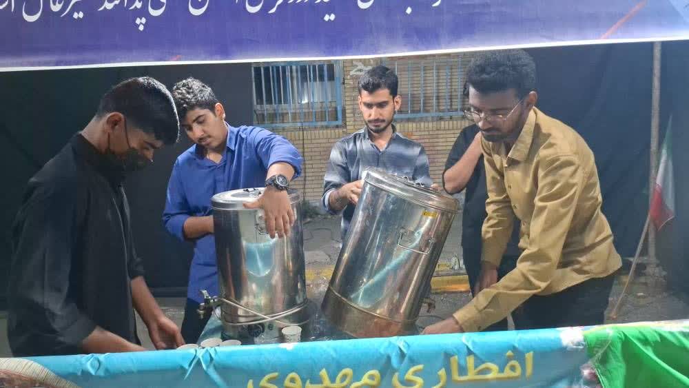 مدرسه علمیه ولی‌عصر(عج) رودان میزبان ایستگاه صلواتی شهادت رهبر معظم انقلاب