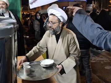 تصاویر/ فعالیت موکب جهادی روحانیون، طلاب و اساتید مدارس علمیه آران و بیدگل