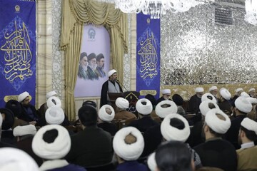 حوزه علمیه باید در حل مسائل پیچیده جامعه نقش‌آفرینی کند
