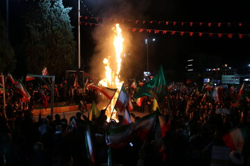 جشن چهارشنبه دشمن سوزی، در نصف جهان+تصاویر